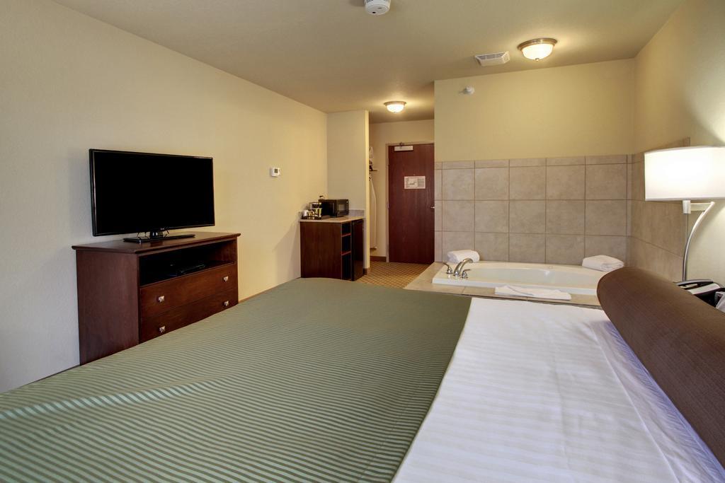 Cobblestone Inn & Suites Cambridge Bilik gambar